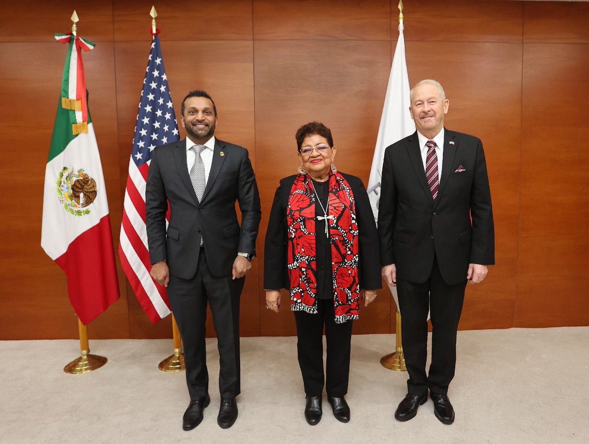 OHarfuch's tweet image. Derivado del acuerdo alcanzado con el Gobierno de los Estados Unidos, el 22 de Enero, ayer  recibimos la visita del Director del FBI  @FBIDirectorKash , Kash Patel. Se llevaron a cabo dos reuniones: una con el equipo de la Secretaría de Seguridad y Protección Ciudadana…