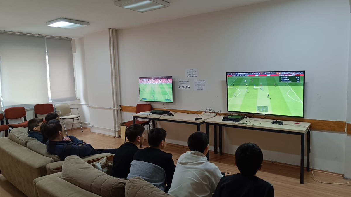 🔹 Kış-Et Kaşif Grubu Ortaokul Öğrencileri Ara Dönem Kampı 1. Grup

📍Fevziçakmak, Kaynarca, Esenler mahalle öğrencilerimizin katılımı ile Pendik Agd İkev öğrenci yurdumuzda kampımızı gerçekleştirdik.
 
#biryıldızıni̇zinde50yıl 
#binyıldahabugençlik
#kaşifingünlüğü 
#kasifindunya