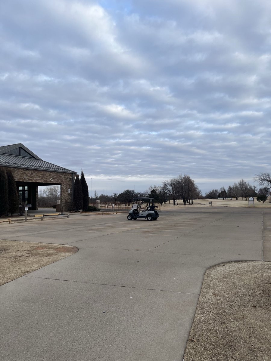 Waiting for that one avid golfer at Lincoln Golf Course OKC this morning.