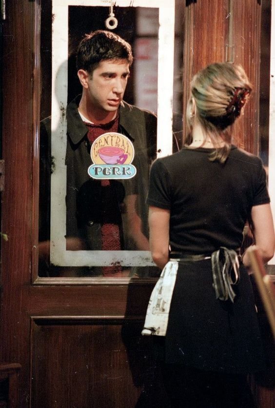 ChandlerBing_12's tweet photo. Find someone who looks at you like this https://t.co/aToKFg4Hjf