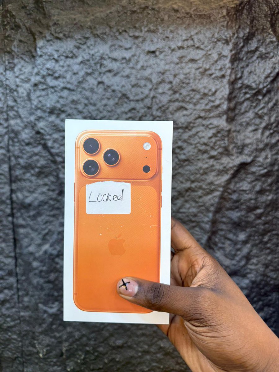 confy_dhency's tweet photo. 🔒 Brand new iPhone 17 pro max 512GB ESIM Locked  

Orange 

-*N1,380,000* https://t.co/5UXJJQwQNZ