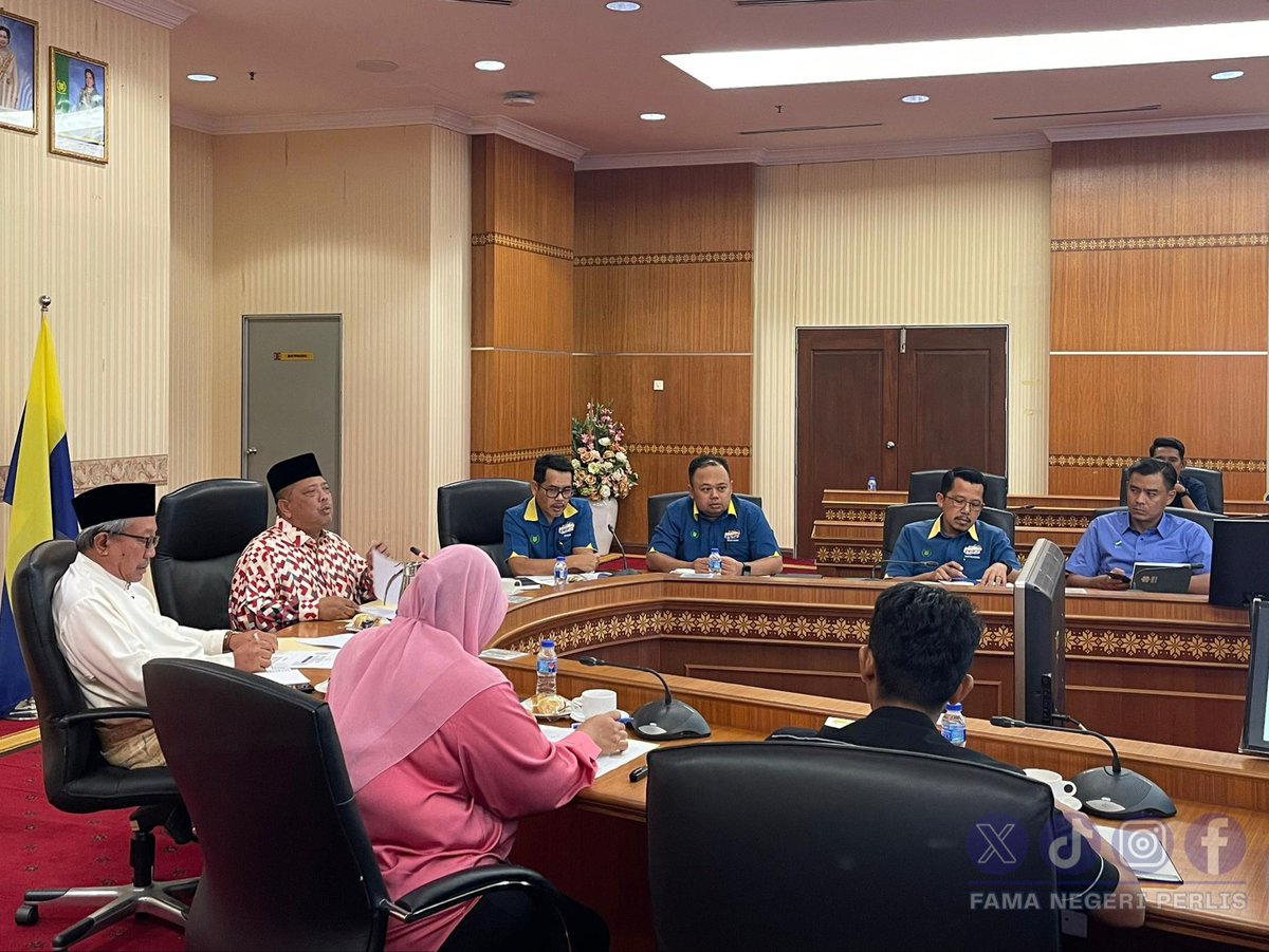 PerlisFama's tweet photo. Penglibatan FAMA Negeri Perlis dalam Sesi Libat Urus YAB Menteri Besar Perlis bersama Agensi/Jabatan Sektor Pertanian di Perlis. https://t.co/Hedndj8Mkm