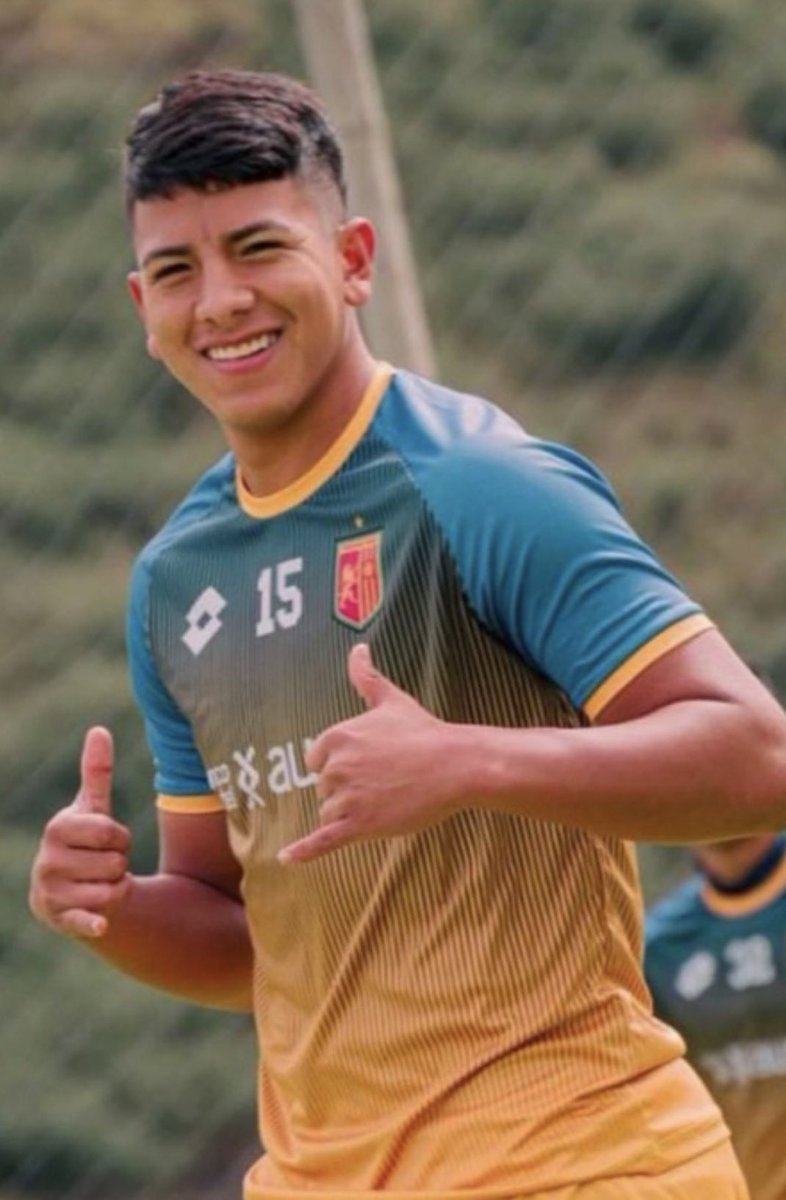 Sobre el tema Jeremy Mejía:

Tal y como lo informó <a href="/ayalanicolas97/">Nicolas Ayala</a> Mejía es nuevo jugador de Deportivo Cuenca, llega a préstamo por un año.

La información que manejo es que el jugador ahora es dueño de su pase. Deportivo Cuenca espera que, si  su nivel es óptimo este año,