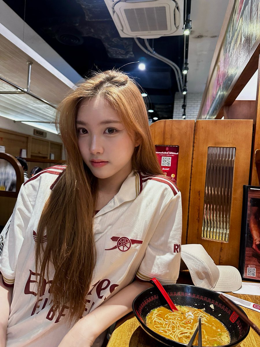 S_22182120's tweet image. ❄️☃️ 260124 설린 프롬 Sullin fromm

#트리플에스 #tripleS #トリプルS
#S22 #설린 #Sullin #ソルリン #ซอลลิน
#프롬 #fromm