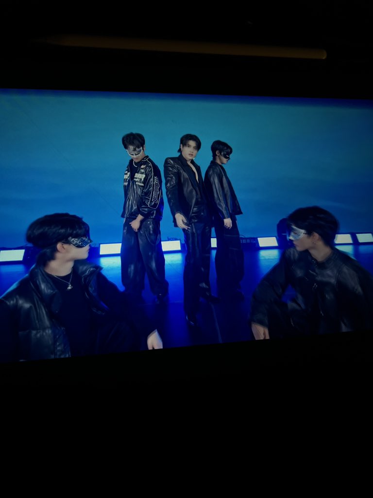 ottoottoo_'s tweet image. เห้ยยย พี่ภูผา บอดี้มันให้ โอเค

 DMD FINAL STAGE
#DMDFriendshipSS3finalEP