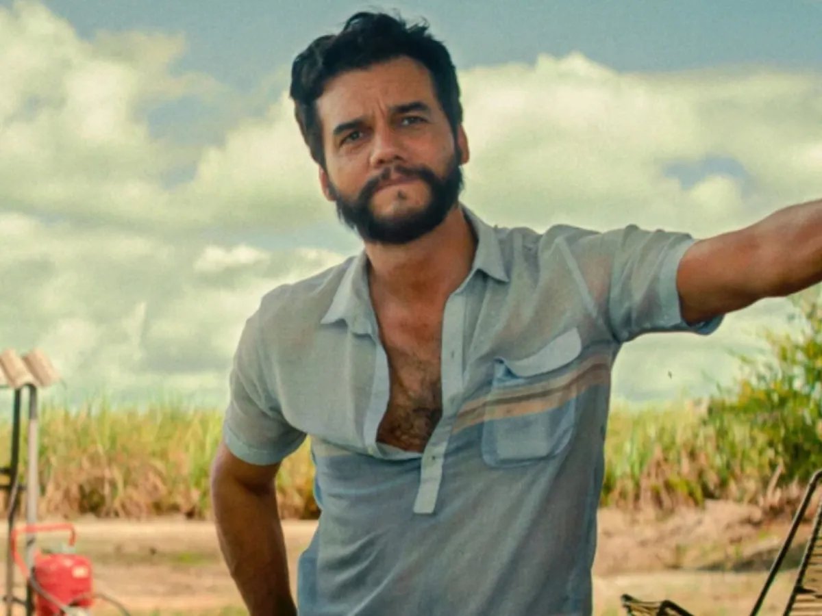 poptime's tweet image. GENTE? Diretor de 'Sirât', concorrente de 'O Agente Secreto' no Oscar, acusa brasileiros de SABOTAREM a premiação:

"Na Academia há muitos brasileiros, mas eles são ultranacionalistas. Se os brasileiros submetessem um sapato ao Oscar, todos votariam nele"