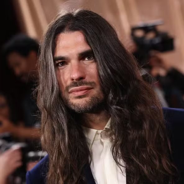 poptime's tweet image. GENTE? Diretor de 'Sirât', concorrente de 'O Agente Secreto' no Oscar, acusa brasileiros de SABOTAREM a premiação:

"Na Academia há muitos brasileiros, mas eles são ultranacionalistas. Se os brasileiros submetessem um sapato ao Oscar, todos votariam nele"