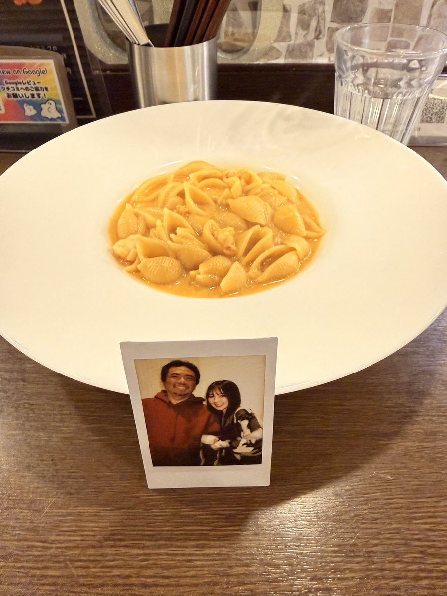 昨日のラジオでラーメンの話だが、僕は今日スパゲッティを食べました。

正確に言うとカニクリームシェルスパゲッティ

しーちゃん！！！！！！
大好きだ！！！！！！

#遠藤しずか