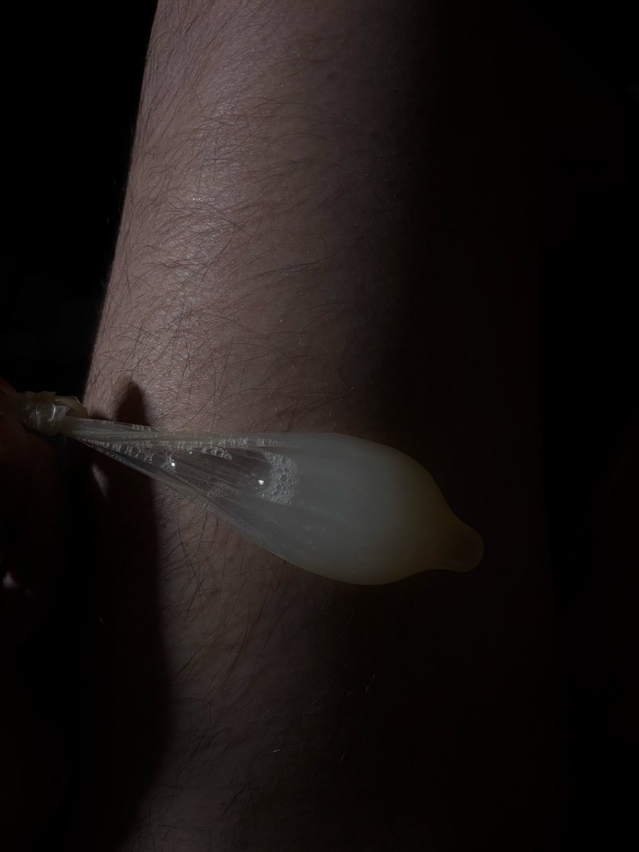 Ethan_pis's tweet photo. @condomswappers #semen #usedcondom https://t.co/JkzYIdH3cW
