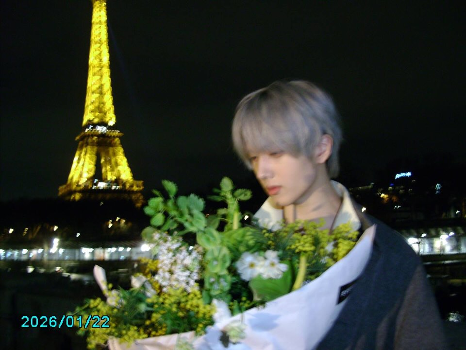 JisungGlobal's tweet image. [#JWISTAGRAM] 260123 (1)

🎵 The Chainsmokers - Paris
 “☺️☺️”  

instagram.com/p/DT243JeEnzq/
#JISUNGxSYSTEMFW26 #JISUNG #지성