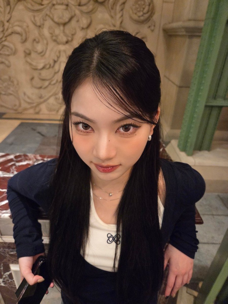 nrasywrite's tweet image. happy birthday si cantik busan punya permaisuriku