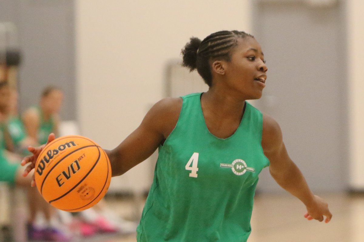 Yläasteen tyttökoripalloilijat voittivat Suomen mestaruuden Koululiikuntaliiton SM-sarjassa. Pirkkolahallissa pelatussa lopputurnauksessa joukkue voitti molemmat pelinsä ja kirkasti viime vuoden hopean tänä vuonna kullan väriseksi.
#koripallo #urheiluyläkoulu #koululiikuntaliitto