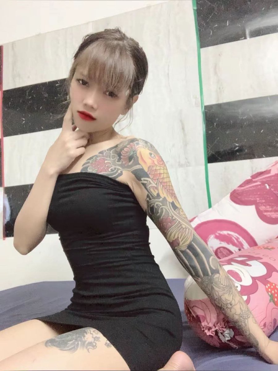 Muối Buồn tweet media