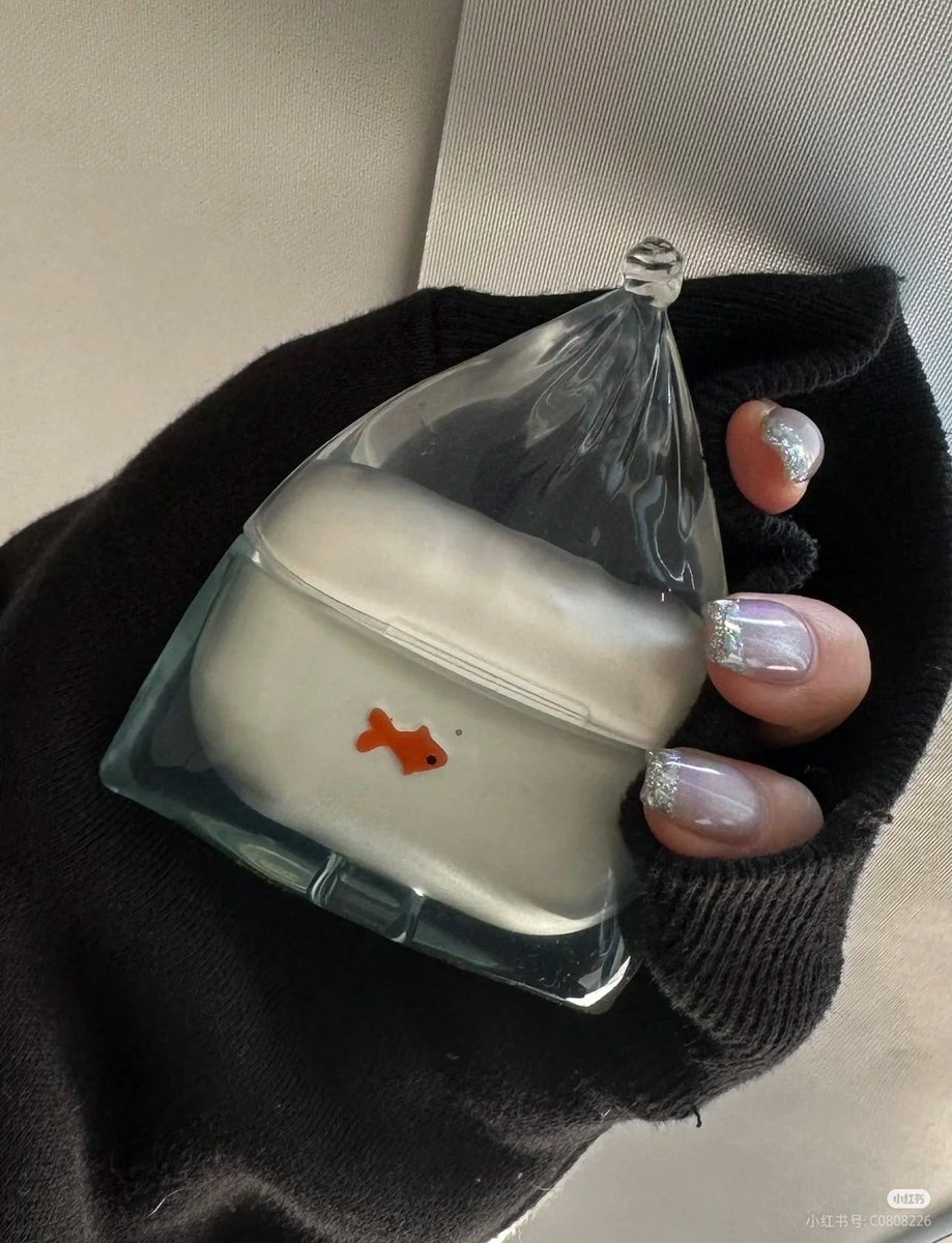 Airpods Case

A thread