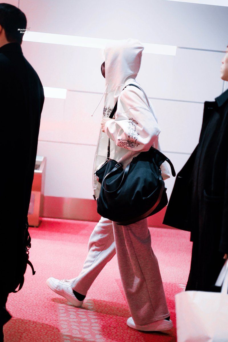 MasterhamsterJS's tweet image. 260123 HND🛬
#지성 #JISUNG #박지성 #NCTDREAM