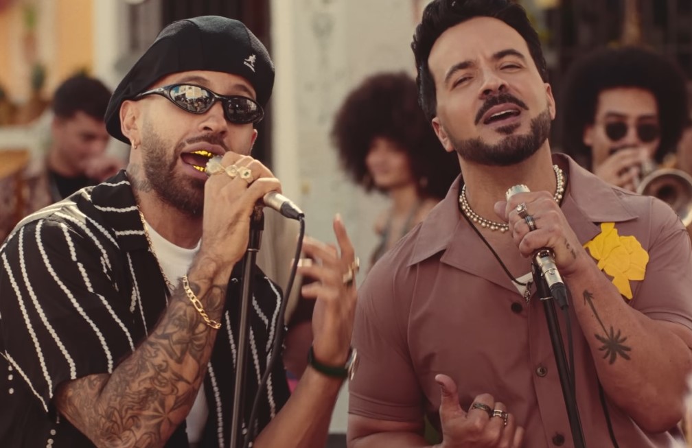 #LuisFonsi y #Ozuna prometen alcanzar los primeros lugares con #Cambiaré

El panorama musical de Latinoamérica recibe un golpe de energía con esta nueva colaboración

Este ambicioso "junte" se apoya en los ritmos y la cadencia de la #salsa

#musicalatina

objetivoreggaeton.com/es/colombia-es…