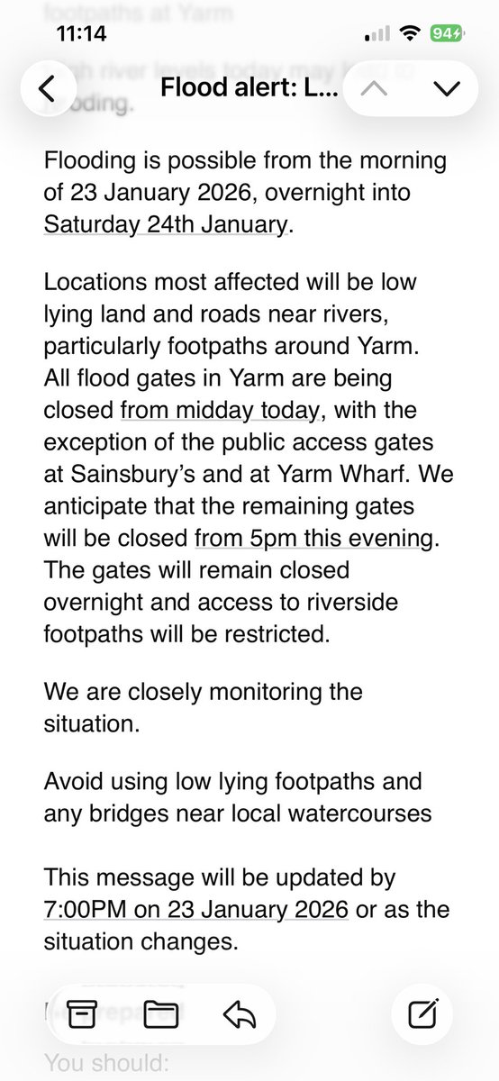 geminicat7's tweet image. 🚨 Update #FloodAlert #Yarm #LowerTees the floodgates are now being closed from 12:00 noon … ⬇️