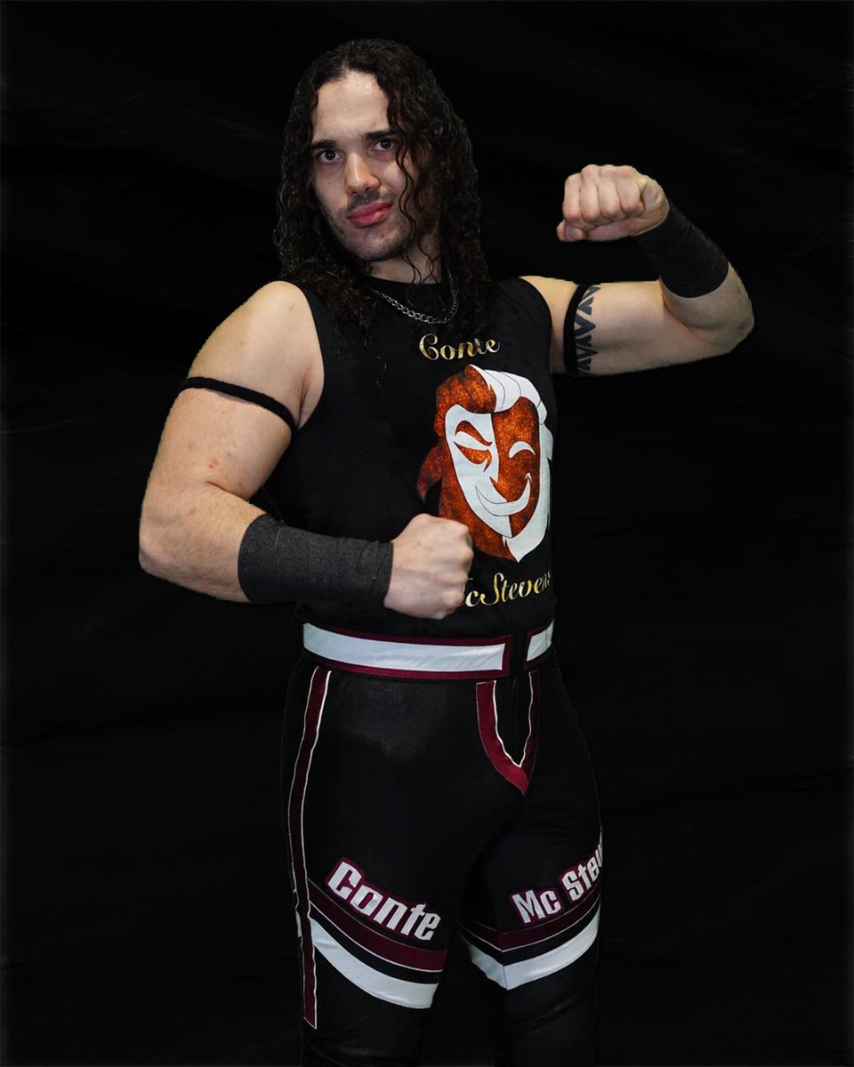 conte_pw's tweet photo. Buff boy. 💪🏼🎭

📸 Ph.: @_crossoverstudio_ &amp; @giulia_voorhees 

#crossoverplaza #crossoverwrestling #wrestling #contemcstevenson https://t.co/SqXIHVYXEn