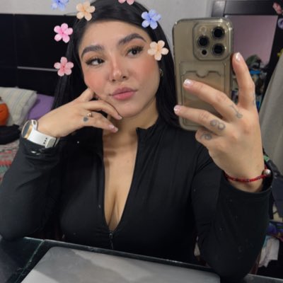 Celch4's tweet photo. #NuevaFotoDePerfil https://t.co/Z2Ik4dTNbB