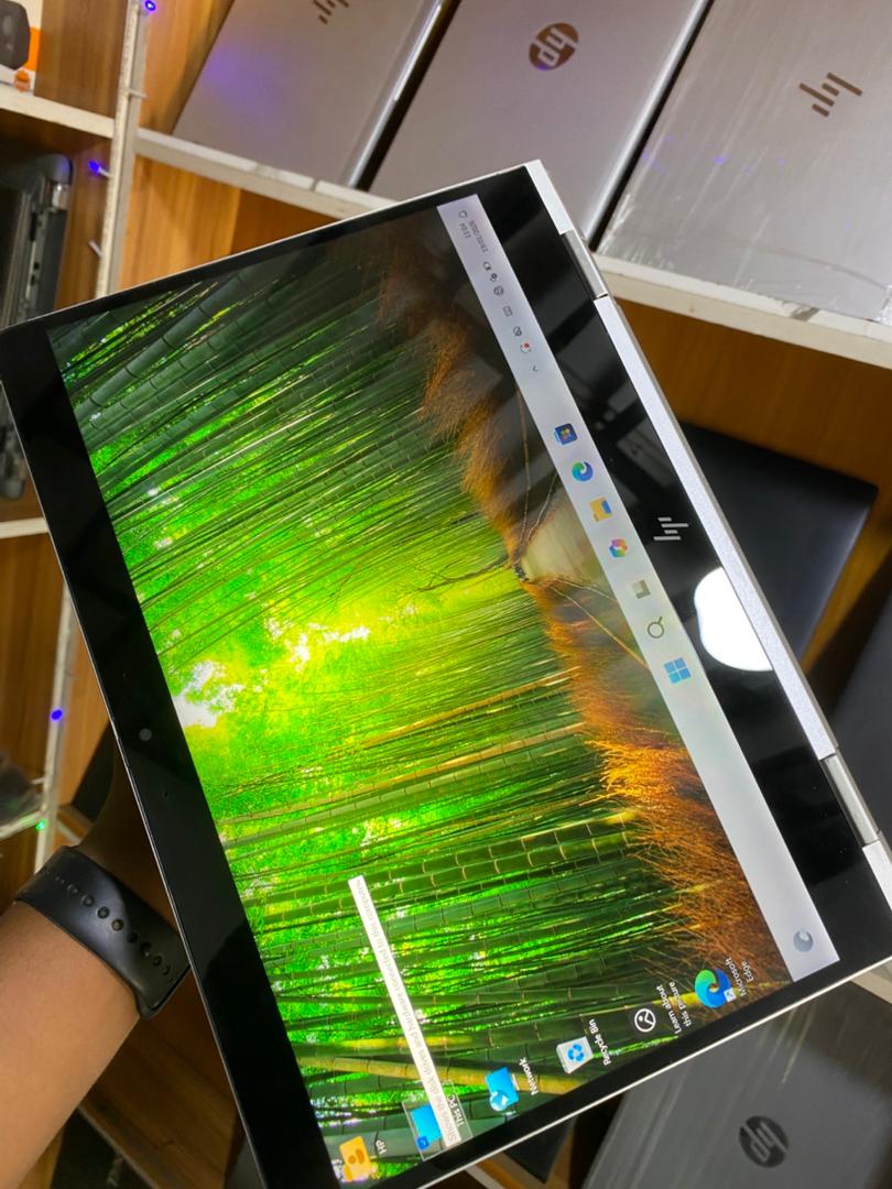 AnibenTech's tweet photo. Hp Elitebook x360 830 G6🔥
8th generation ✅
Intel core i5
8gb/256gb SSD
Touchscreen 
X360 convertible 
Fingerprint ✅
Face ID✅

500k
#original #gadgets #contentcreationtools #tech #contentcreator https://t.co/QfdY5ChtJn