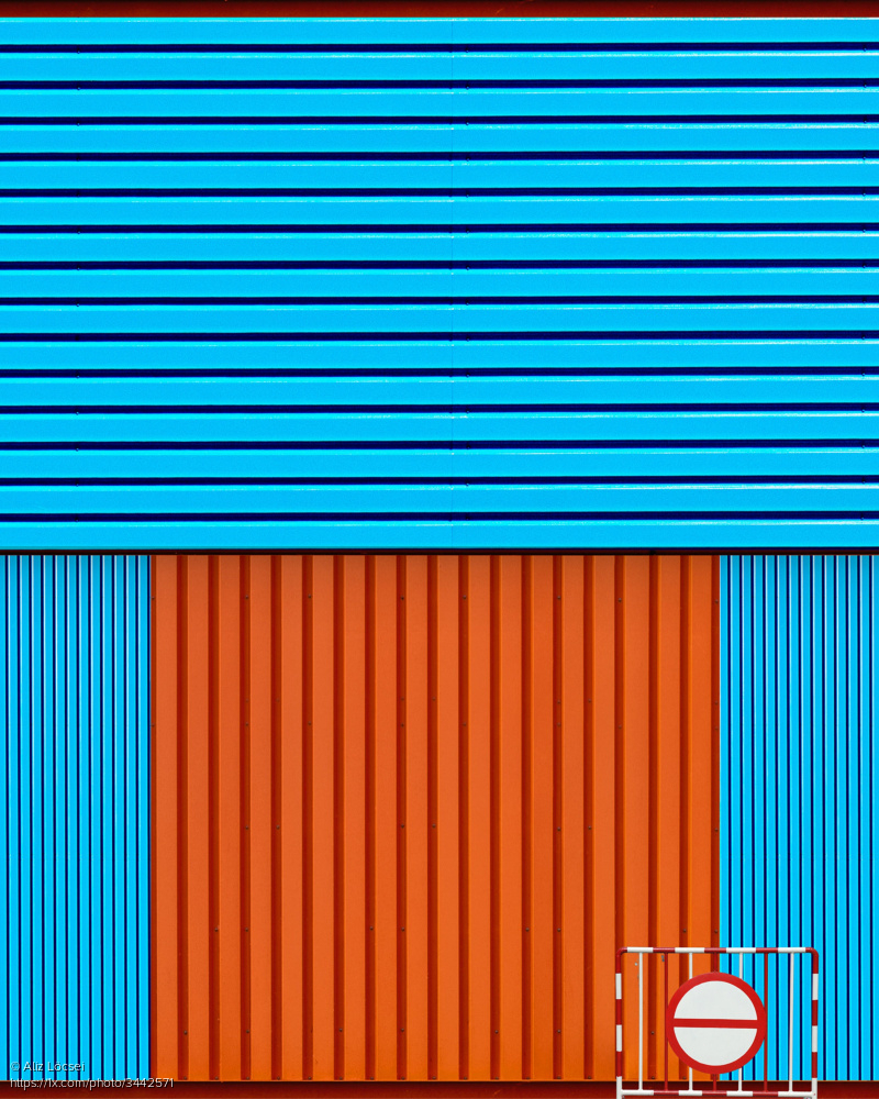 1x_com's tweet photo. 'Lines' by Aliz Löcsei.
https://t.co/StOPc7z9kE #abstractart #fineartphotography #lines #trafficsign #minimalism https://t.co/sWkfV7Do2j