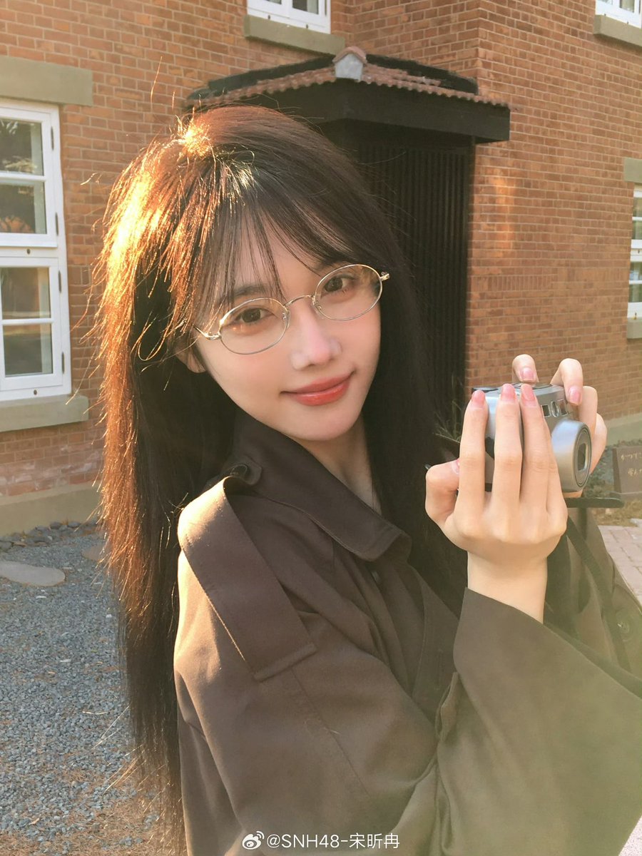 sxrxnzrxn's tweet image. 260123 송신란 웨이보

该怎么开口 最近是天冷了 还是想你了

#송신란 #宋昕冉 #SongXinran #SNH48