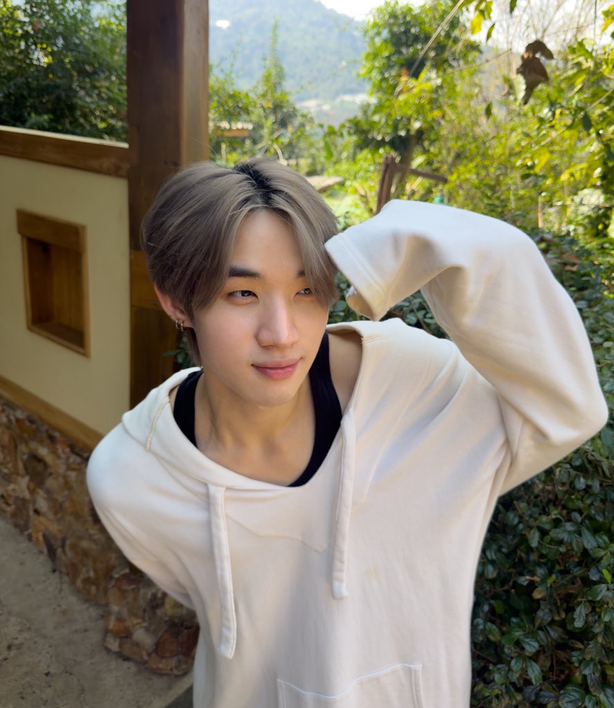 hongshihoshi03's tweet image. นี่ค่ะ