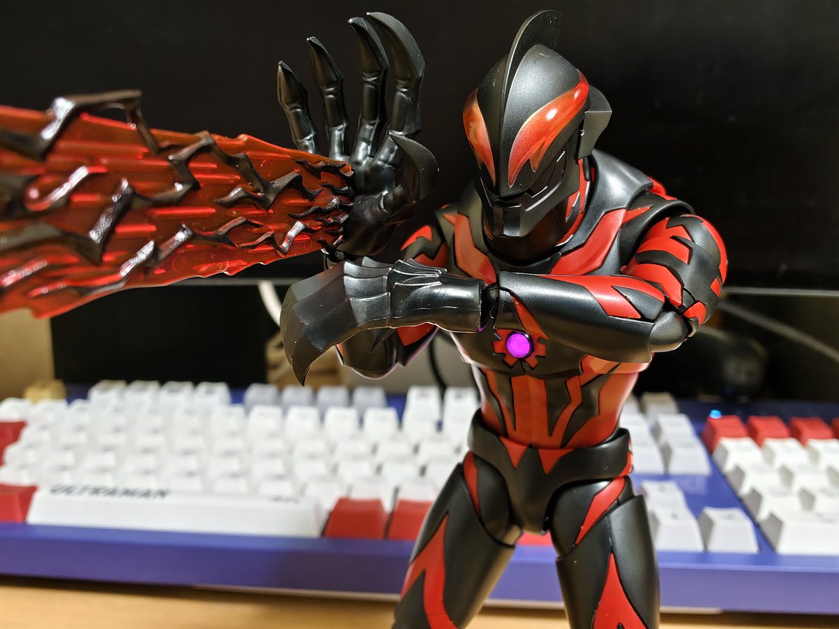 【中国限定】BLOKEES ウルトラマンベリアル カイザーベリアル 布鲁可Blokees カイザーベリアル ウルトラマンベリアルに組み換え可能