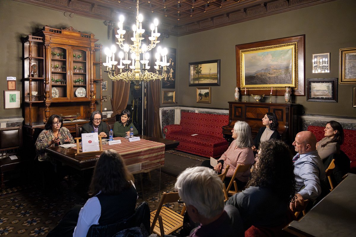 Biblioteca de Catalunya tweet media