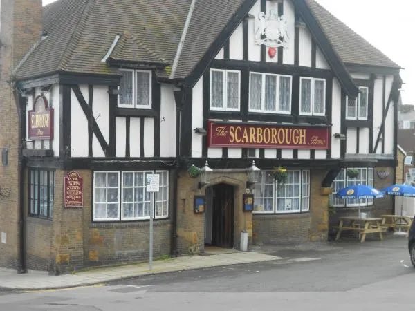 DutchSeadogs's tweet image. Twijfel je nog om mee te gaan met The Dutch Seadogs of wil je meer weten over een nu al legendarische trip naar Scarborough (Athletic) van 27 tot 30 maart 2026? Stuur dan een mail naar mart@fcafkicken.com 📩