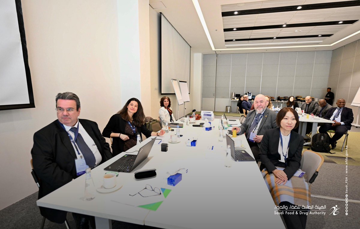 Saudi_fda_en's tweet photo. A successful conclusion to the #SFDA’s International Codex Alimentarius Workshop. Through interactive sessions and open dialogue, participants exchanged expertise to enhance global efficiency
https://t.co/ExEcSr2OTj https://t.co/7VWloCMhZE