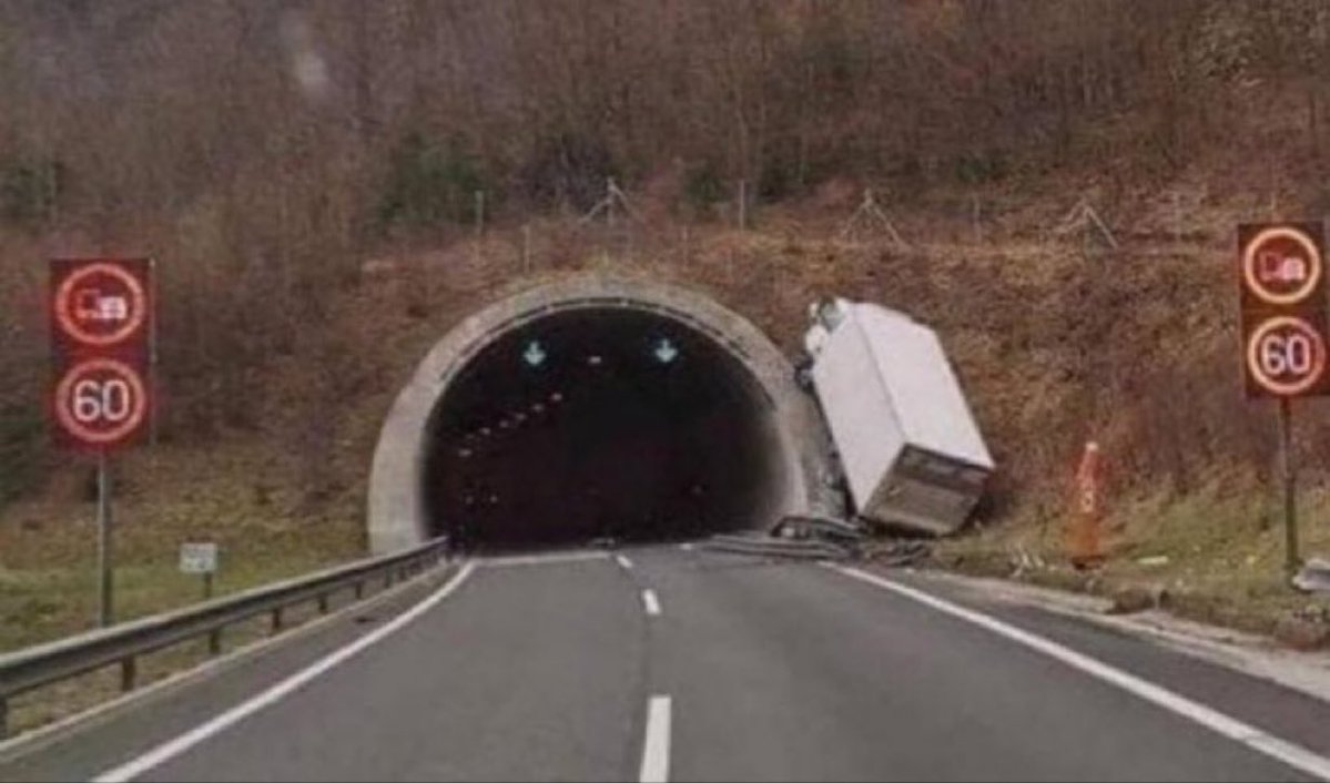 i7kxii's tweet image. راشفورد اذا صار سواق تريله