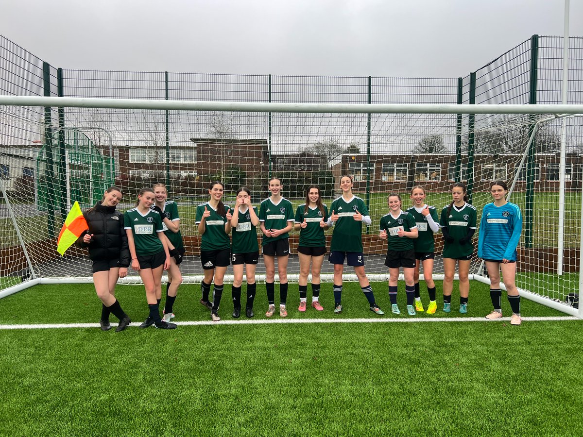 Millais PE tweet media