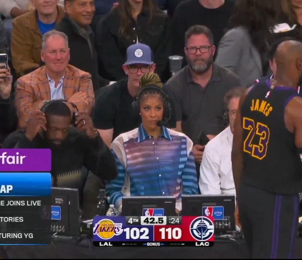 <a href="/ShowCaseShabazz/">Shabazz 💫</a> She looks like she's ready to risk it all for bron
