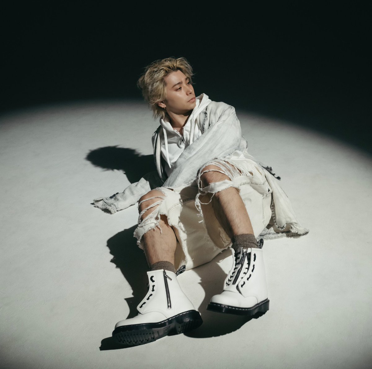 Nijiro / senju tweet media