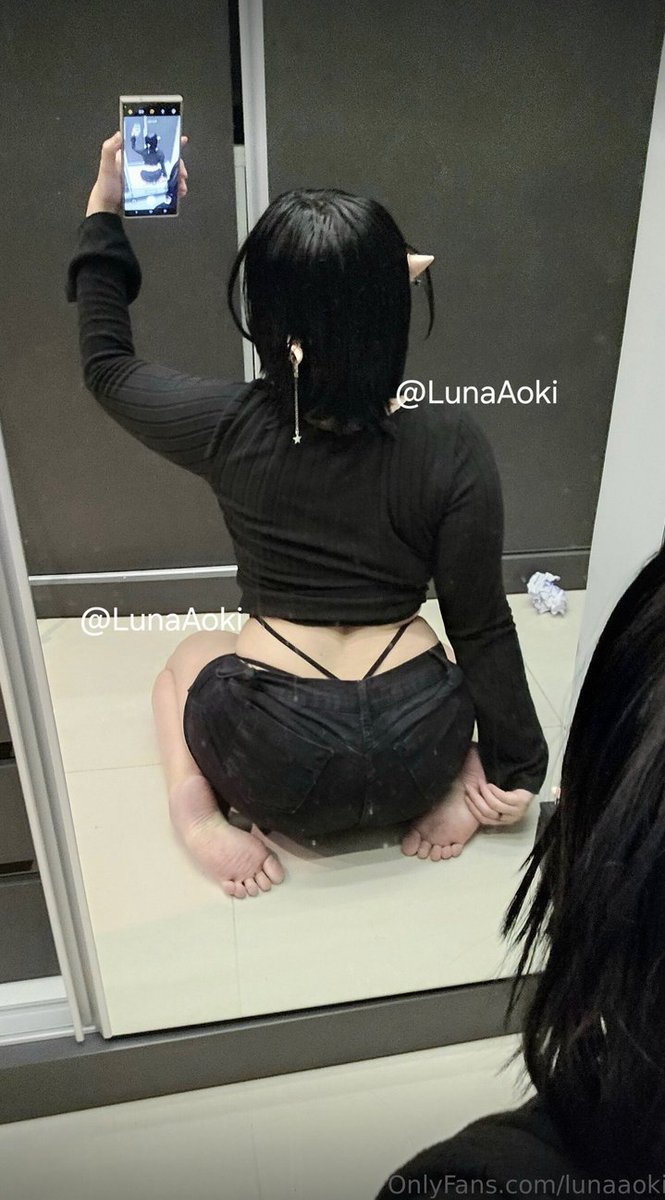 LunaAokiGOTH's tweet photo. hey @grok front or back?🥵

wataa chudai piperrockelle https://t.co/lxTdM9EtgQ