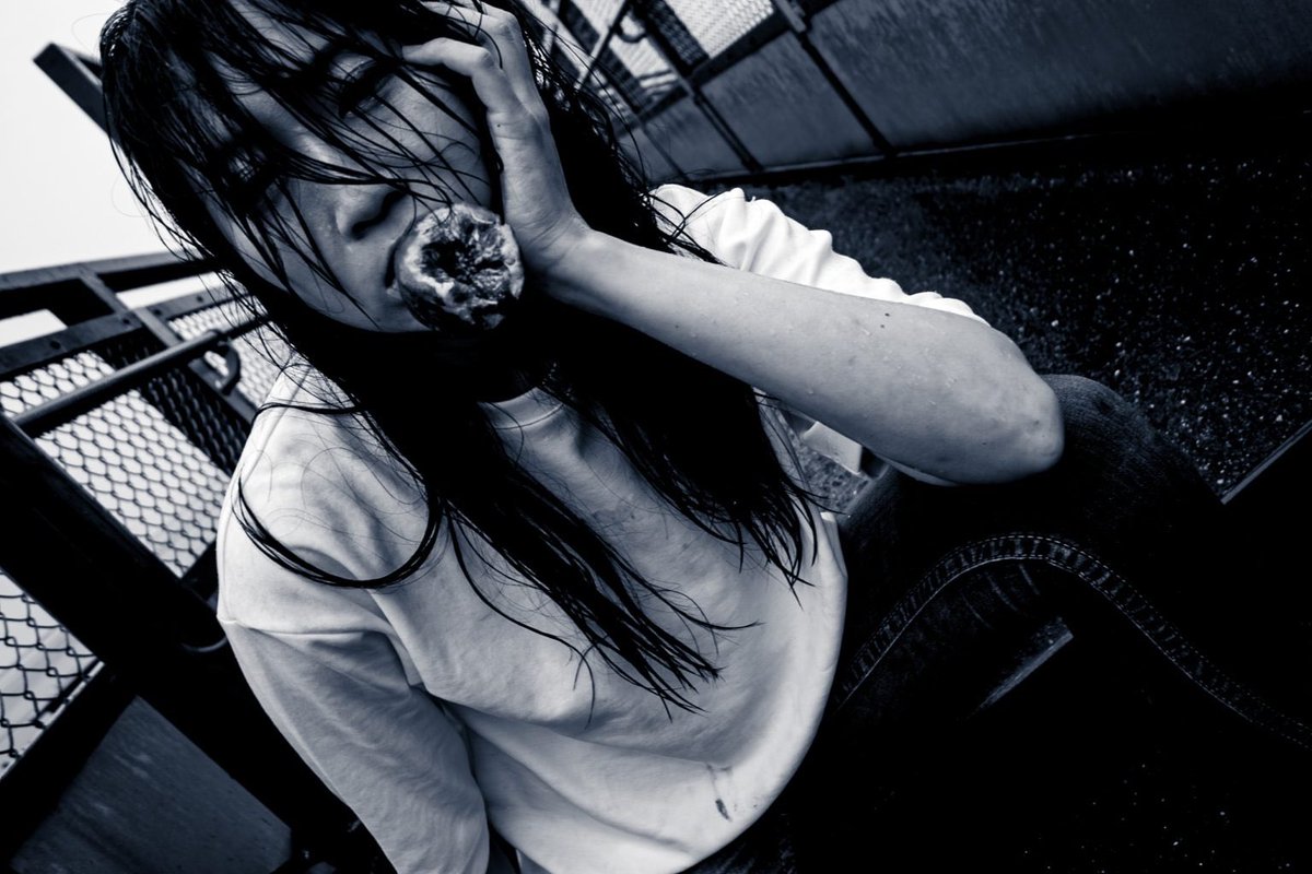 Negative_Pop's tweet image. 「写真と人」　
Photo/ Jun Sonokawa

Model/ 泡沫 ,雪村まり,
Mai ,むらさき ,momo ,
Haruka , 熊切逹也 ,Narumi 

本編はこちら！
🔗 negativepop.net/production/sha…

ぜひご覧ください。
#作品紹介　#junsonokawa #写真と人 #negapo