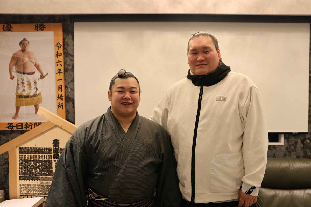 初場所 十三日目 #花の富士 が7番全勝で三段目優勝を決めました