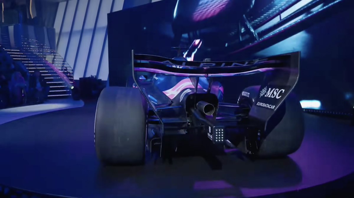 les_alpinistes's tweet photo. Voici l’Alpine A526.
Nouvelle monoplace, nouvelles lignes, même ambition 🇫🇷
En détails 👀
#AlpineF1 #F1 #AlpineA526 https://t.co/UwjLOPlMVW