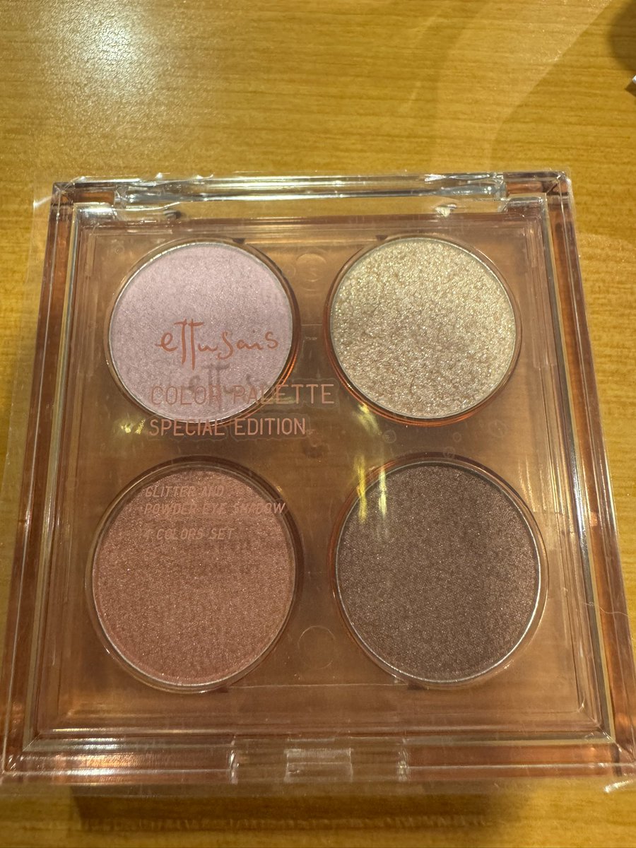 色が可愛くて買った✨