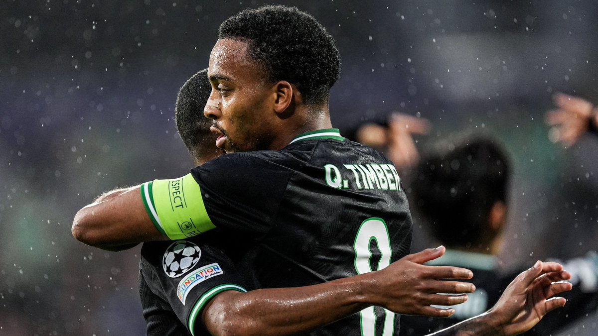 Feyenoord's tweet image. Reunited in France. 🫂