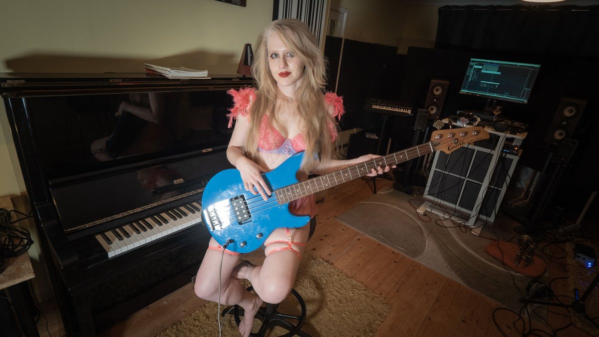 Thomas & Muse tweet media