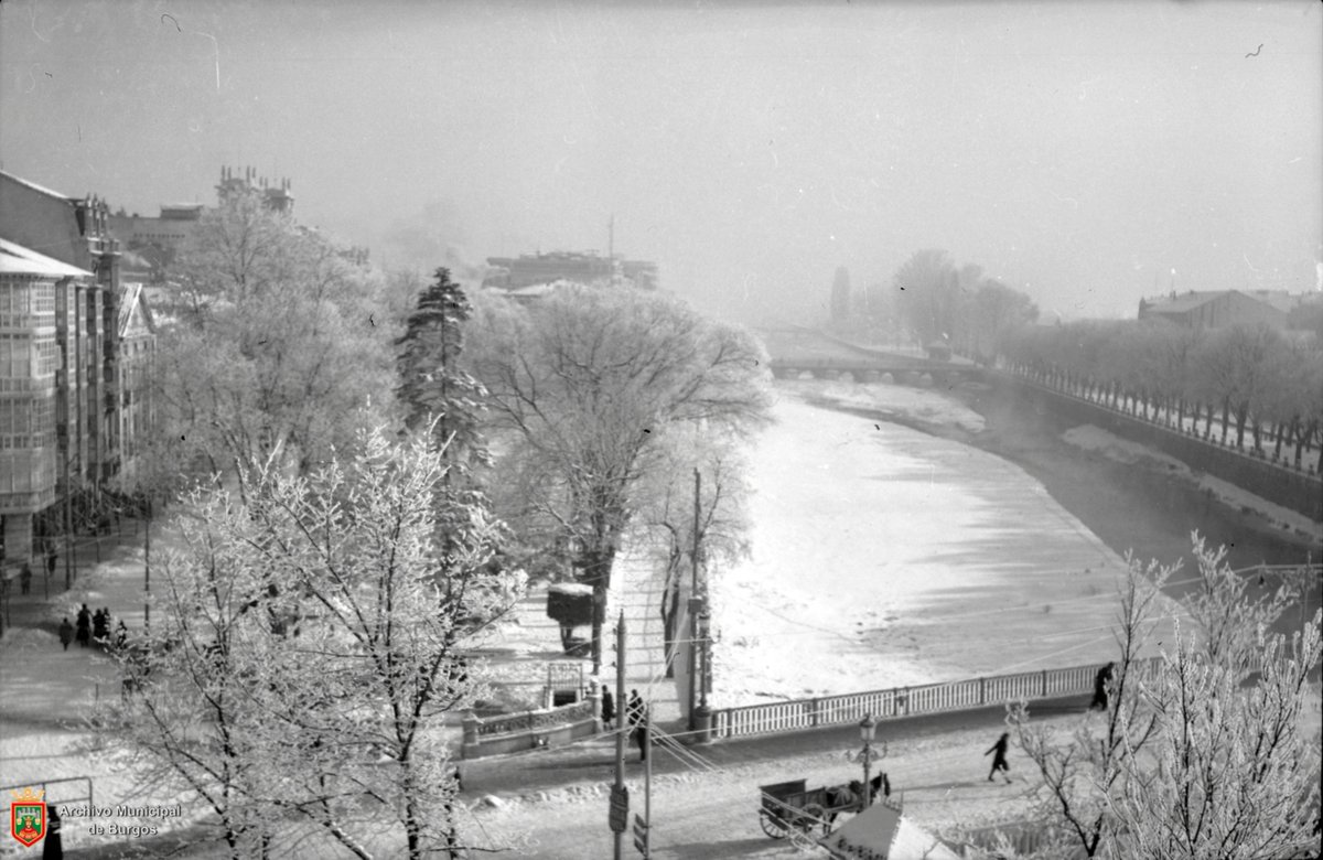 ¿𝗩𝗲𝗿𝗲𝗺𝗼𝘀 𝗹𝗮 𝗻𝗶𝗲𝘃𝗲 𝗲𝘀𝘁𝗲 𝗶𝗻𝘃𝗶𝗲𝗿𝗻𝗼 𝗲𝗻 𝗕𝘂𝗿𝗴𝗼𝘀?