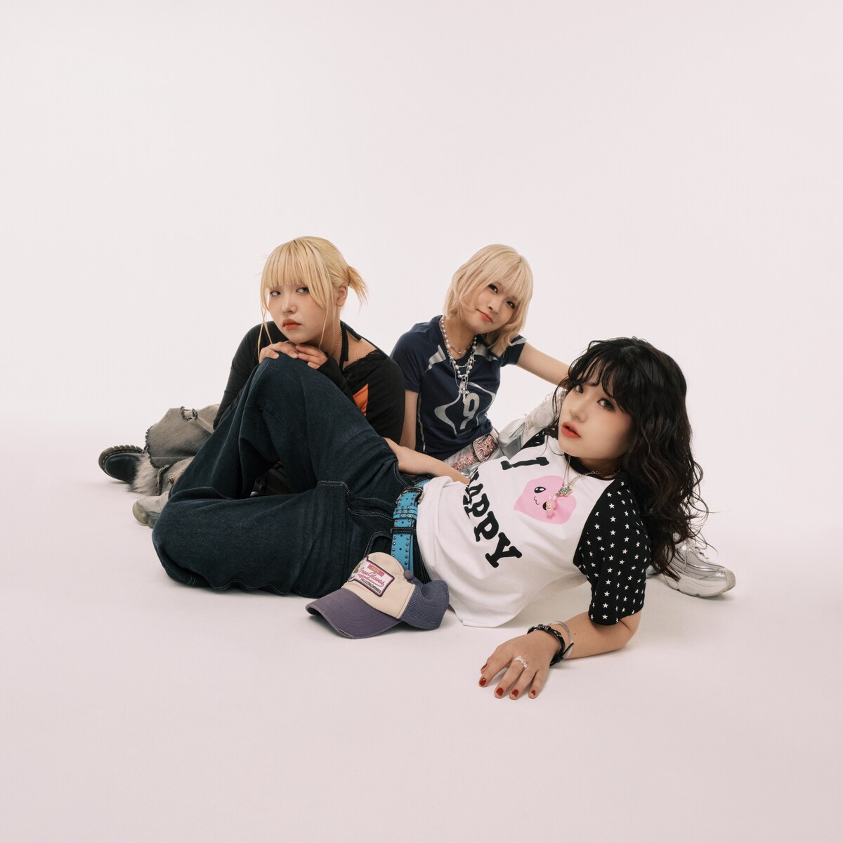 natalie_mu's tweet photo. yummy'g初の全国流通ミニアルバム「My jam」リリース、大阪で初ワンマンも決定
https://t.co/yFml0Qcxq6

#yummyg https://t.co/ZXaCAKhc0K