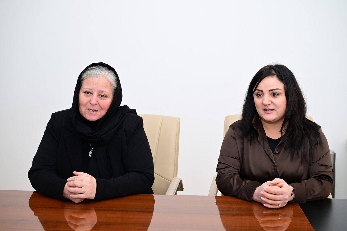 culture_gov_az's tweet photo. Mədəniyyət naziri Ağsu rayonunda vətəndaşları qəbul edib.

Ətraflı: https://t.co/aqZJIkVjw6

#Azərbaycan #Ağsu #MədəniyyətNazirliyi #mədəniyyət #vətəndaşqəbulu https://t.co/HMAx5rZyh8