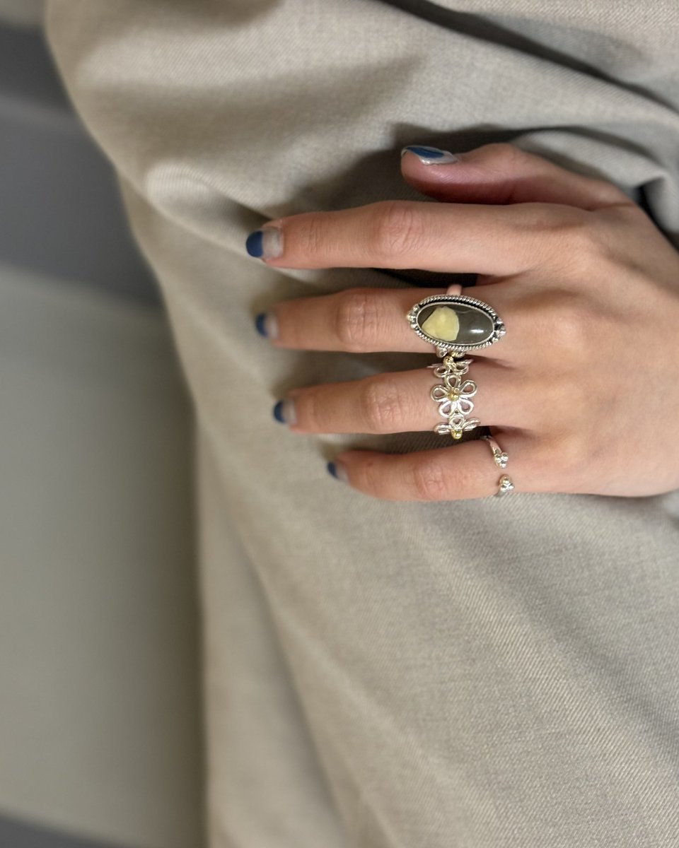 🌼~..＊-1/24 Sat. New in!!!!-＊..~🌼 お花のモチーフリングに新作登場💐