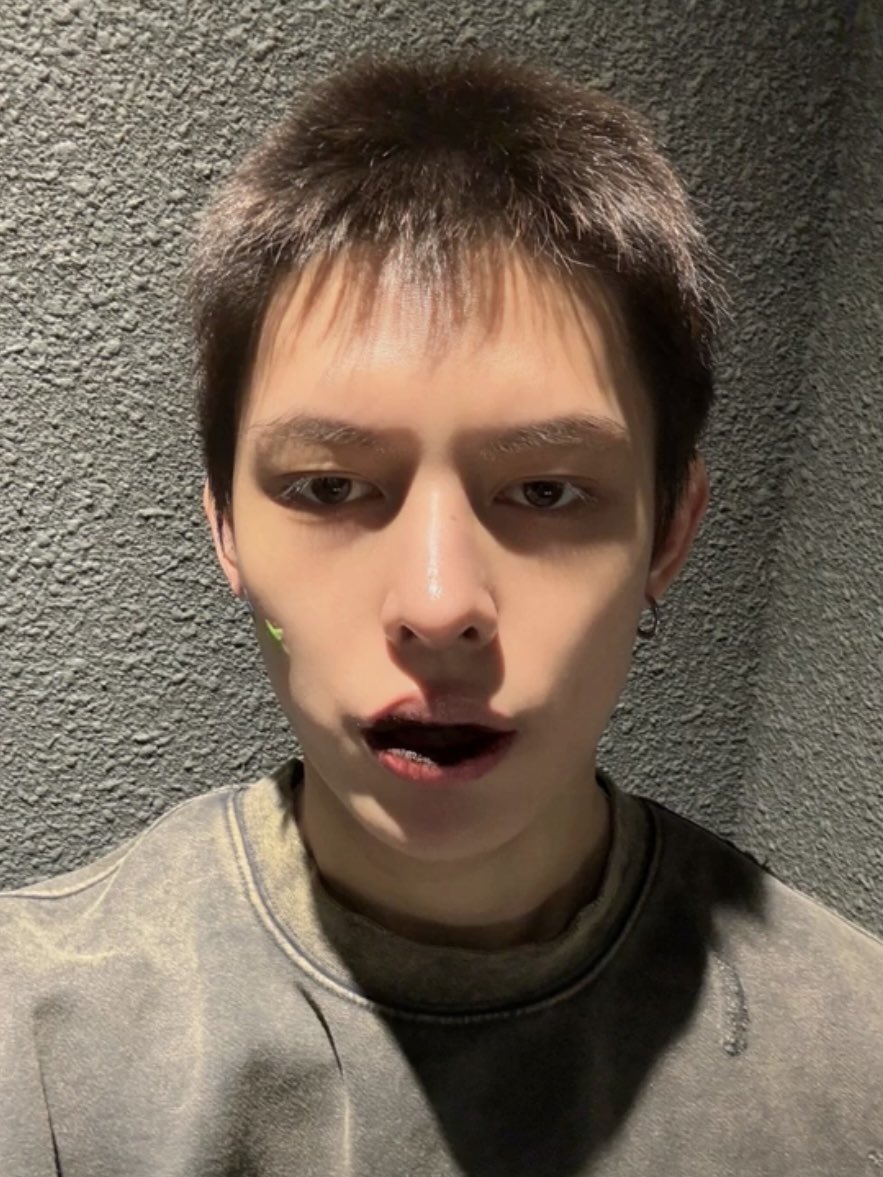 chortisol's tweet image. OKELAH ABANGDA