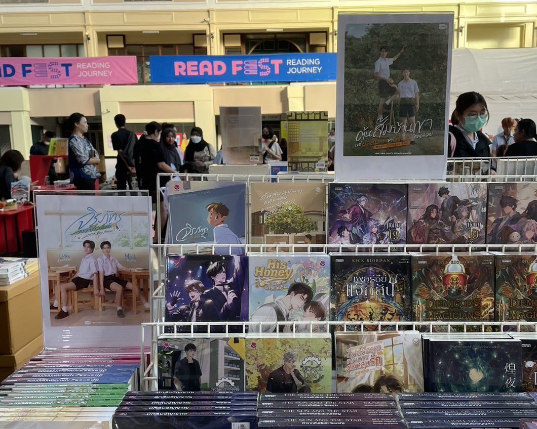 jamsai's tweet photo. งาน 𝐑𝐄𝐀𝐃 𝐅𝐄𝐒𝐓 𝙍𝙀𝘼𝘿𝙄𝙉𝙂 𝙅𝙊𝙐𝙍𝙉𝙀𝙔 ที่บูธ B02 โซนหนังสือ
#Jamsai #ReadFest https://t.co/97yBTVaiv9
