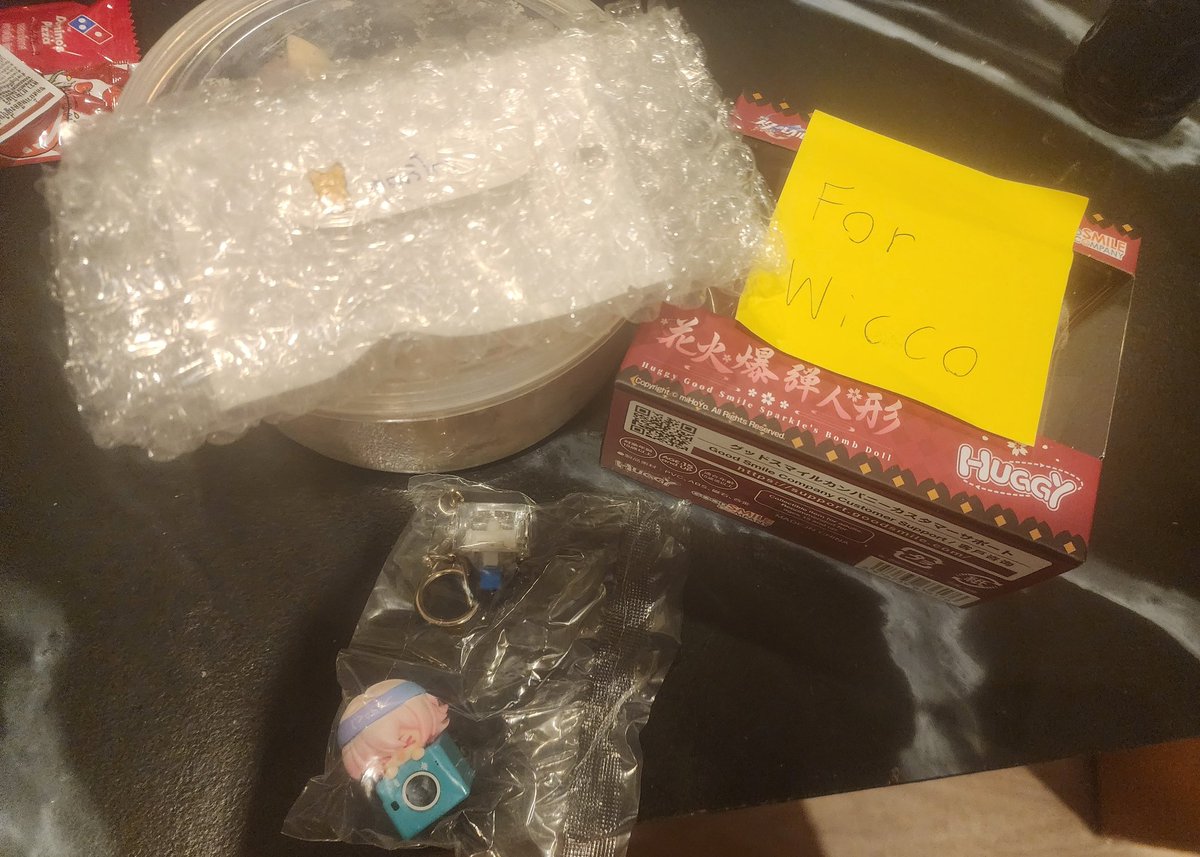 กลับถึงบ้านแล้วว ได้ของขวัญมาแล้วด้วย ขอบคุณทุกของขวัญนะคะะะ