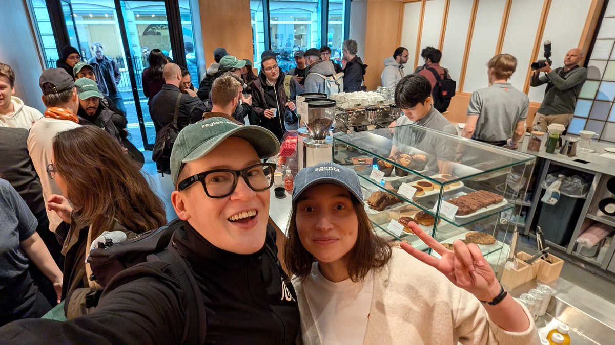 Headed to @cloudflare's Coffeeflare because I wanted to see @whoiskatrin. Got a cool hat and a match